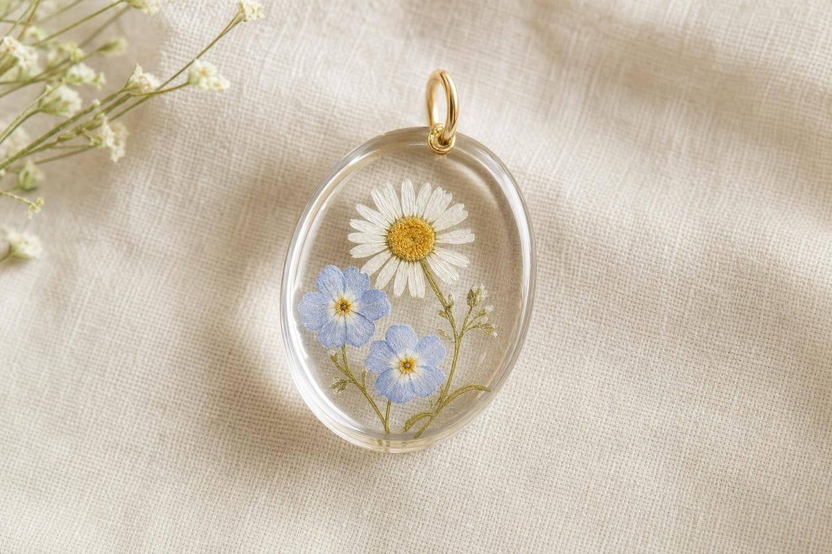How to Make Pressed Flower Resin Jewelry